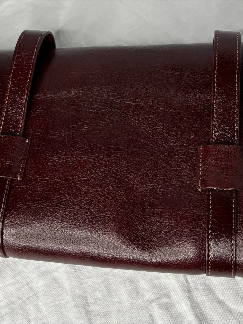 Red Envelope Leather Excursion Travel Case Bag Trifold